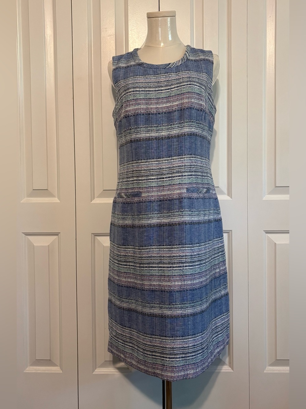 TALBOTS, Sleeveless Blue Multi-Striped Tweed Sheath Dress, Size 6